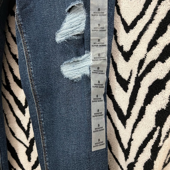 Jeans - Picture 3 of 4